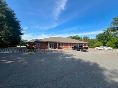 Commercial Medical Office Building in Yadkinville, North Carolina