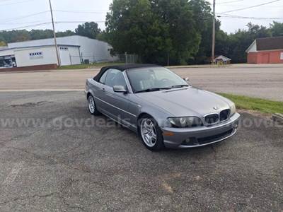 2004 BMW 3-Series Convertible