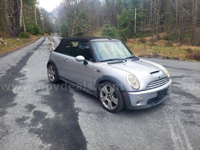 2005 Mini Cooper S Convertible Manual 2DR, 1.6L L4 w 169K miles – Current NYS Inspection till 11/2026