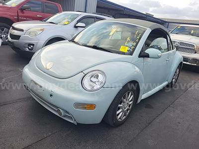 2005 Volkswagen New Beetle Convertible GLS FWD 2D Convertible 2.0 4cyl.