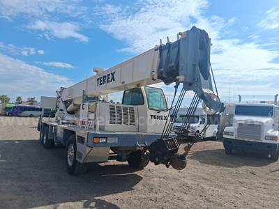 2003 Terex T340XL Crane Truck