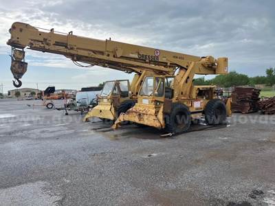 Dresser Rough Terrain Crane