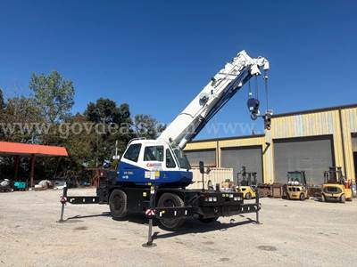 2010 Tadano GR-150XL-1  4x4x4 Rough Terrain Crane