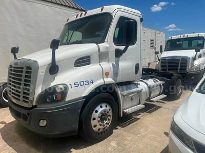 2016 Freightliner Cascadia 113