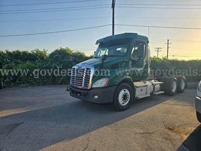 2015 Freightliner Cascadia 113 T/A Truck Tractor-Inoperable