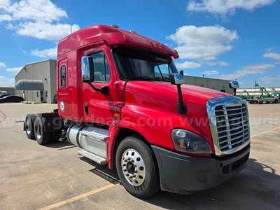 2018 Freightliner Cascadia 125