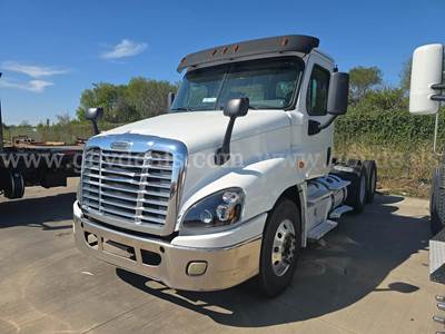 2018 Freightliner Cascadia T/A Truck Tractor