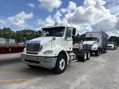 2005 Freightliner Columbia 112 T/A Truck Tractor -Inoperable