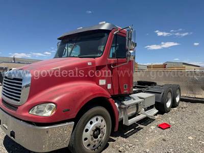 2007 Freightliner 112 T/A Truck Tractor
