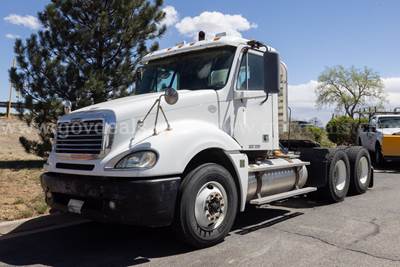 2008 Freightliner CL12064 T/A Truck Tractor -Inoperable