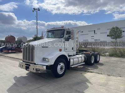 2013 Kenworth T800 T/A Truck Tractor
