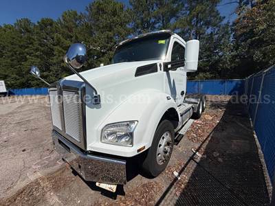 2015 Kenworth T880 T/A Truck Tractor -Inoperable