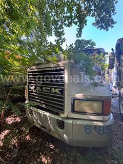 1999 Mack CH613