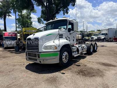 2011 Mack CXU613