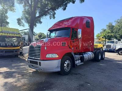 2016 Mack CXU613