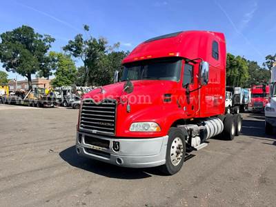 2016 Mack CXU613