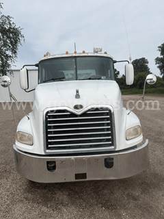 2003 Mack CX613 Vision