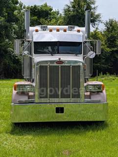 2005 Peterbilt 378