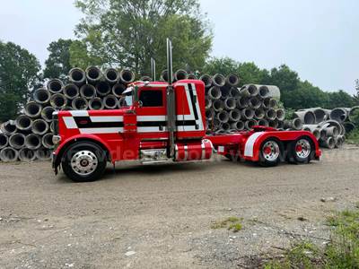 Peterbilt 389 Flattop Cat Sharp