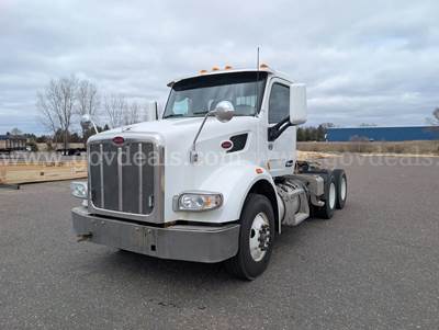 2015 Peterbilt 567 T/A Truck Tractor