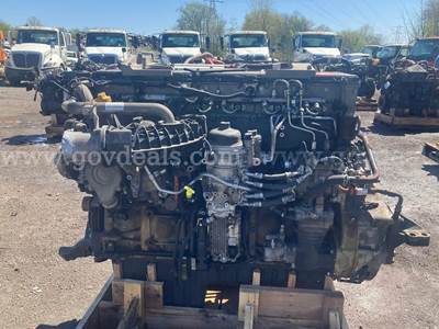 2016 Detroit DD15 engine, ENGINE ONLY