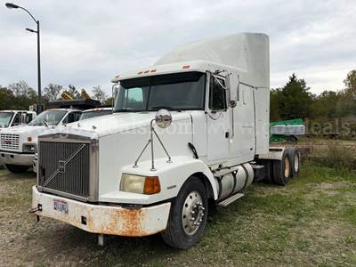 1997 Volvo Aero WIA 6x4 T/A Sleeper Truck Tractor