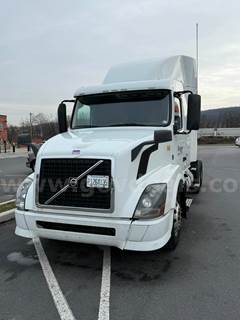 2015 Volvo VNL