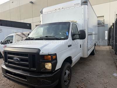 2015 Ford E-350 S/A Box Truck