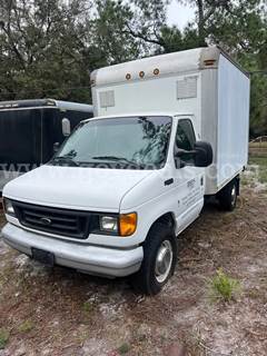 2004 Ford Econoline E-350 Super Duty