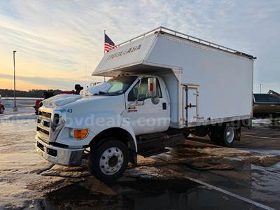 2013 Ford F-650 Box Truck
