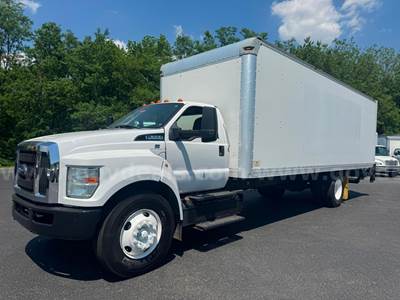 2016 FORD F650 26 BOX TRUCK