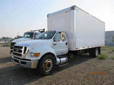 2013 Ford F-650 XLT SD S/A Box Truck