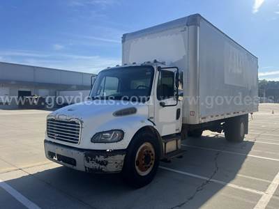 2006 Freightliner M2 106 S/A Box Truck