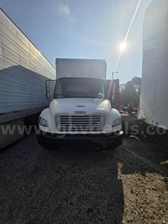 2017 Freightliner M2 106