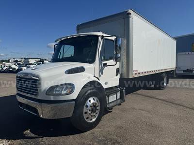 2016 Freightliner M2 106 26 box truck with liftgate diesel
