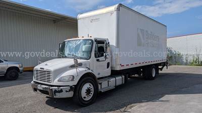 2016 Freightliner M2 106 S/A Box Truck