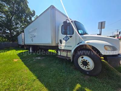 2009 Freightliner M2 106 24ft Box Truck