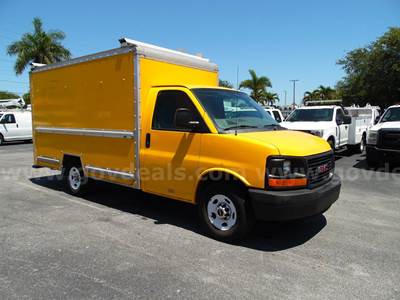 2014 GMC 3500 Box Truck