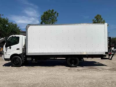 2020 HINO 195 BOX TRUCK WITH SUPREME CORPORATION BOX BODY MODEL SVF18079096; AUTOMATIC TRANSMISSION; BOX BODY APPROX 18F