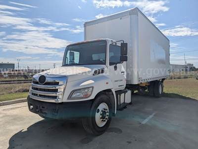 2017 Hino 268 S/A Box Truck