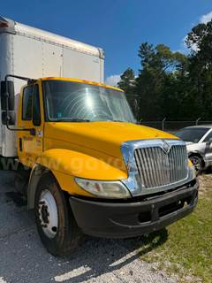 2004 International 4300