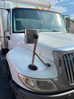 2005 International 4400