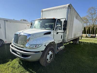 2017 International DuraStar 4300 Box Truck