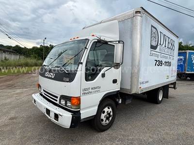 2005 Isuzu NPR Tilt