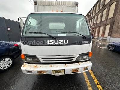 2005 Isuzu NPR
