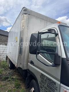 2005 Mitsubishi Fuso FE84D