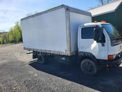 2009 Nissan UD1400 15ft Box Truck 4.7L L4 TURBO INTERCOOLER DIESEL w 183k Miles