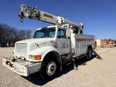 1991 International 4900 Digger Derrick