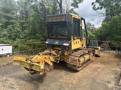 2004 John Deere 450H Dozer + FESCO Fire Plow