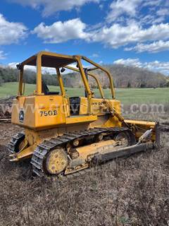 john deere 750B dozer